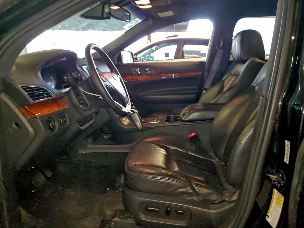 2013 Lincoln Mkt - Фото 7