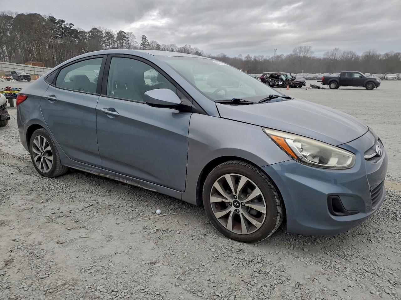 2017 Hyundai Accent - Image 4