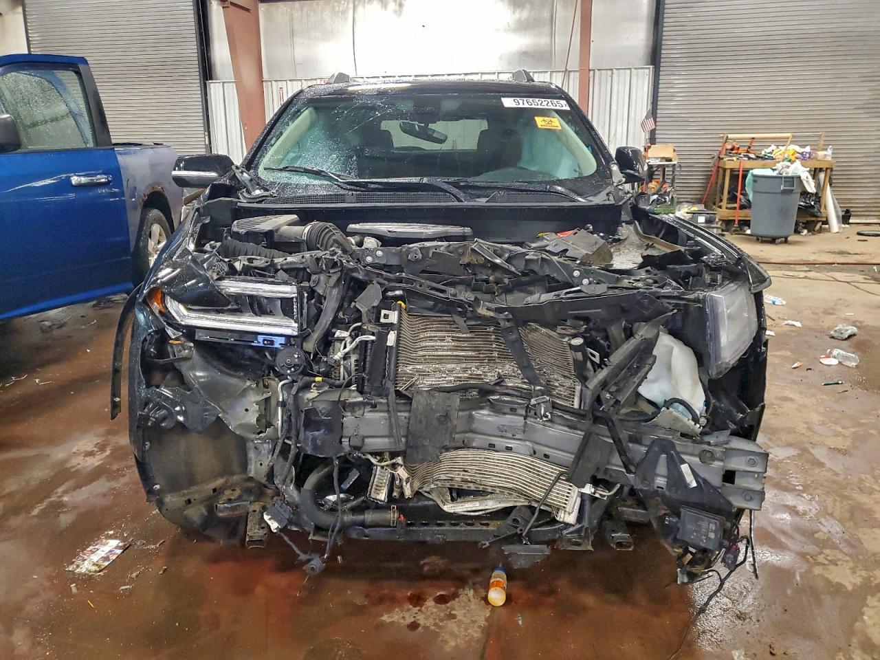 2020 GMC Acadia Denali - Image 5