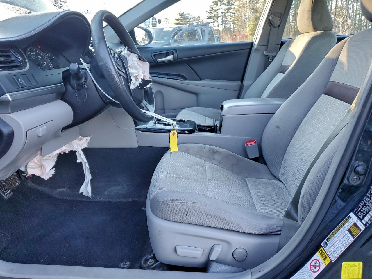 2014 Toyota Camry L - Фото 7