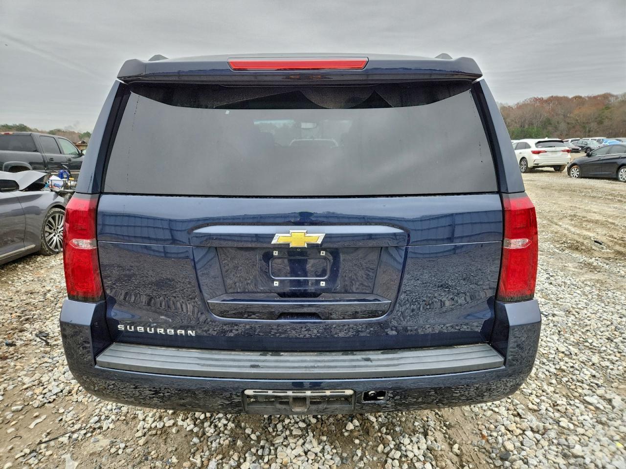 2019 Chevrolet Suburban C1500 Lt - Image 6