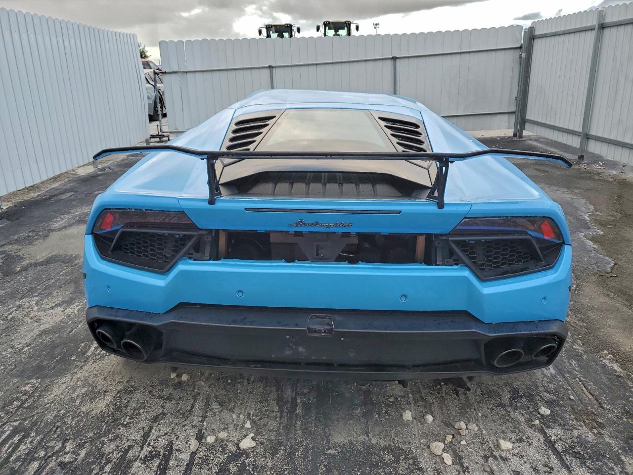 2016 Lamborghini Huracan - Фото 6