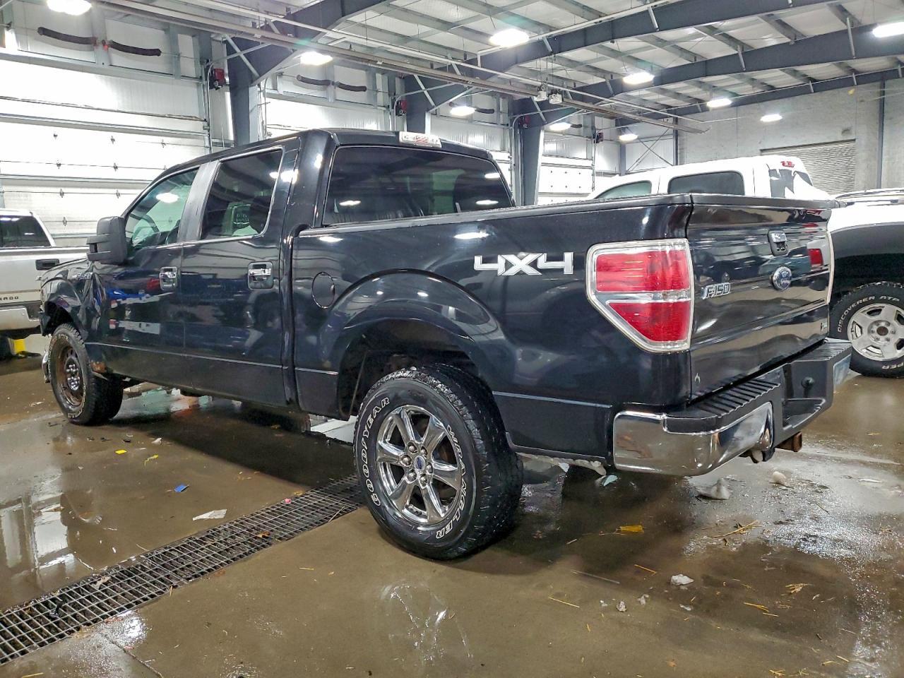 2010 Ford F150 Supercrew - Image 2