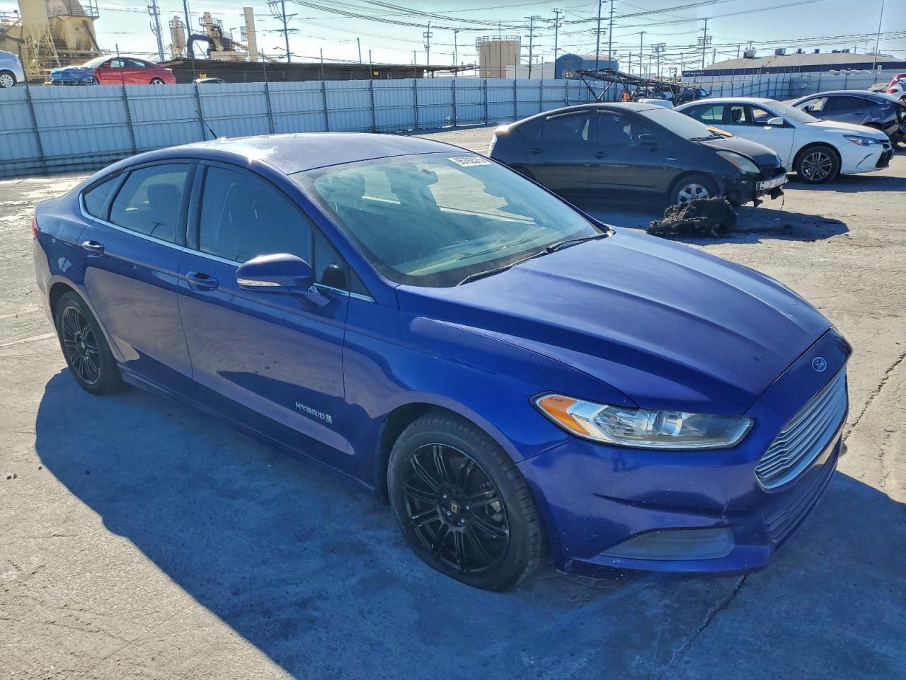 2015 Ford Fusion Se Hybrid - Фото 4