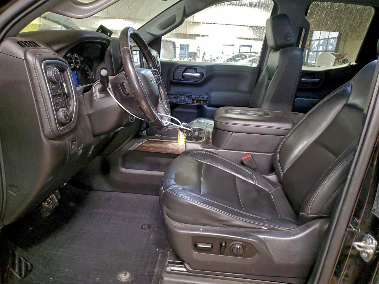 2019 Chevrolet Silverado K1500 Rst - Image 7