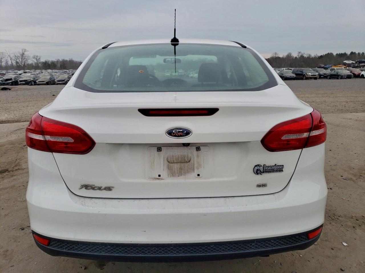 2018 Ford Focus Se - Image 6