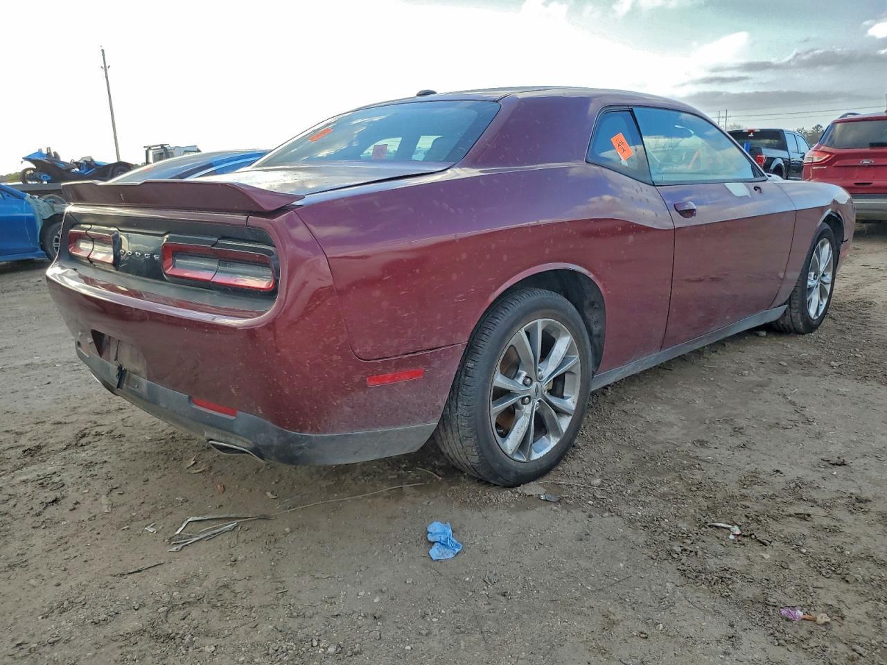 2021 Dodge Challenger Sxt - Image 3
