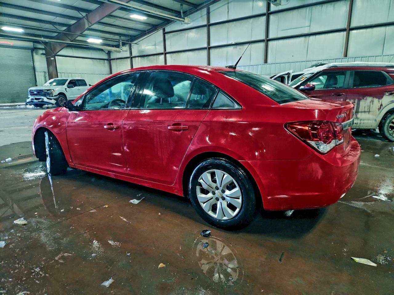 2014 Chevrolet Cruze Ls - Фото 2