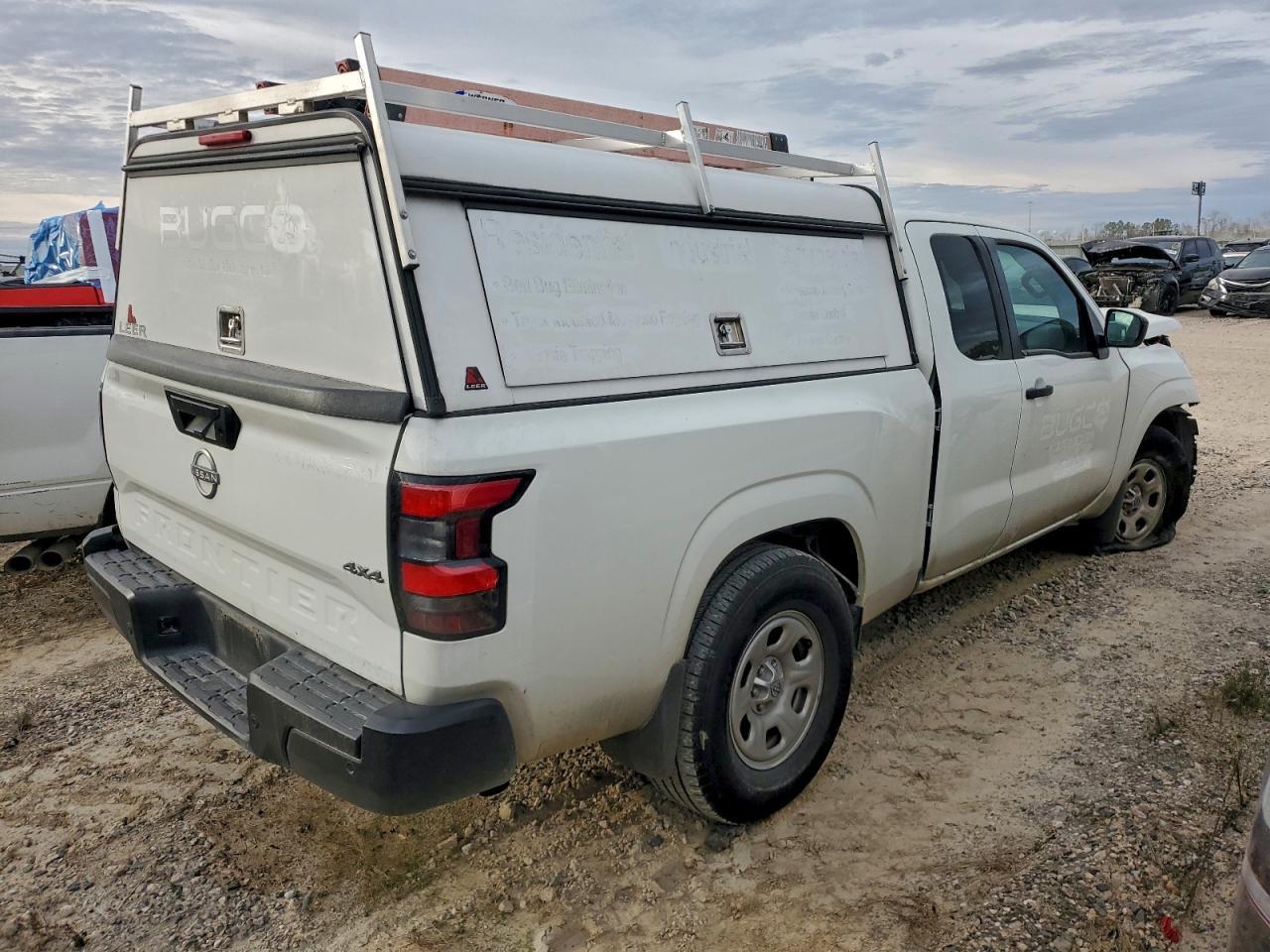 2024 Nissan Frontier S - Фото 3