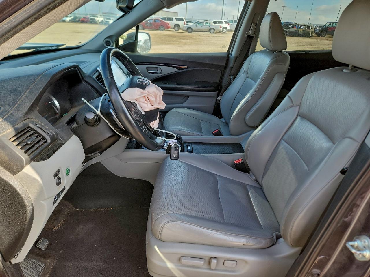 2016 Honda Pilot Elite - Image 7