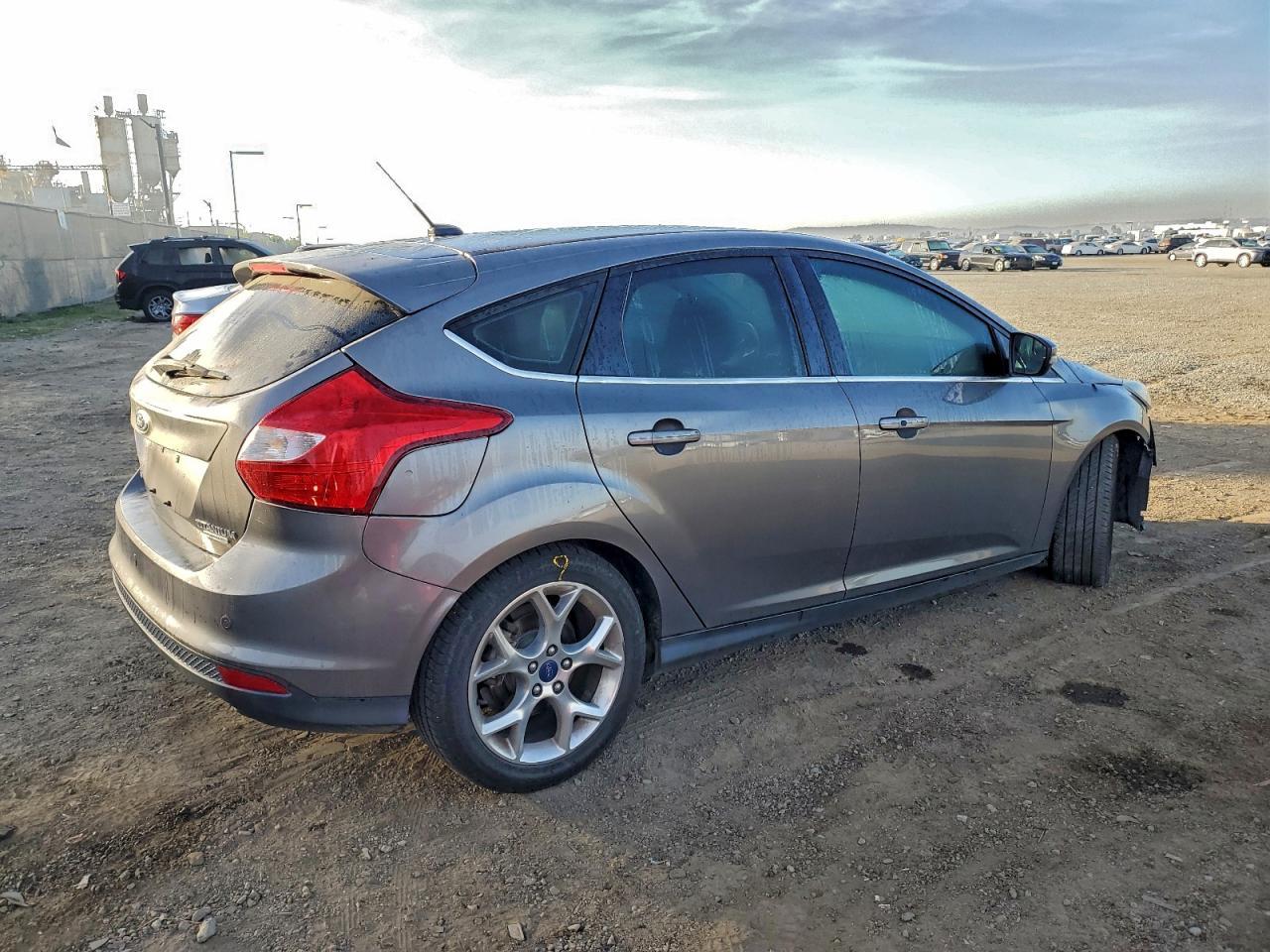 2014 Ford Focus Titanium - Фото 3