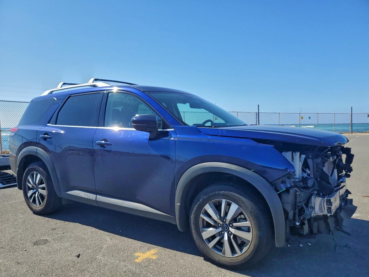 2024 Nissan Pathfinder Sl - Image 4