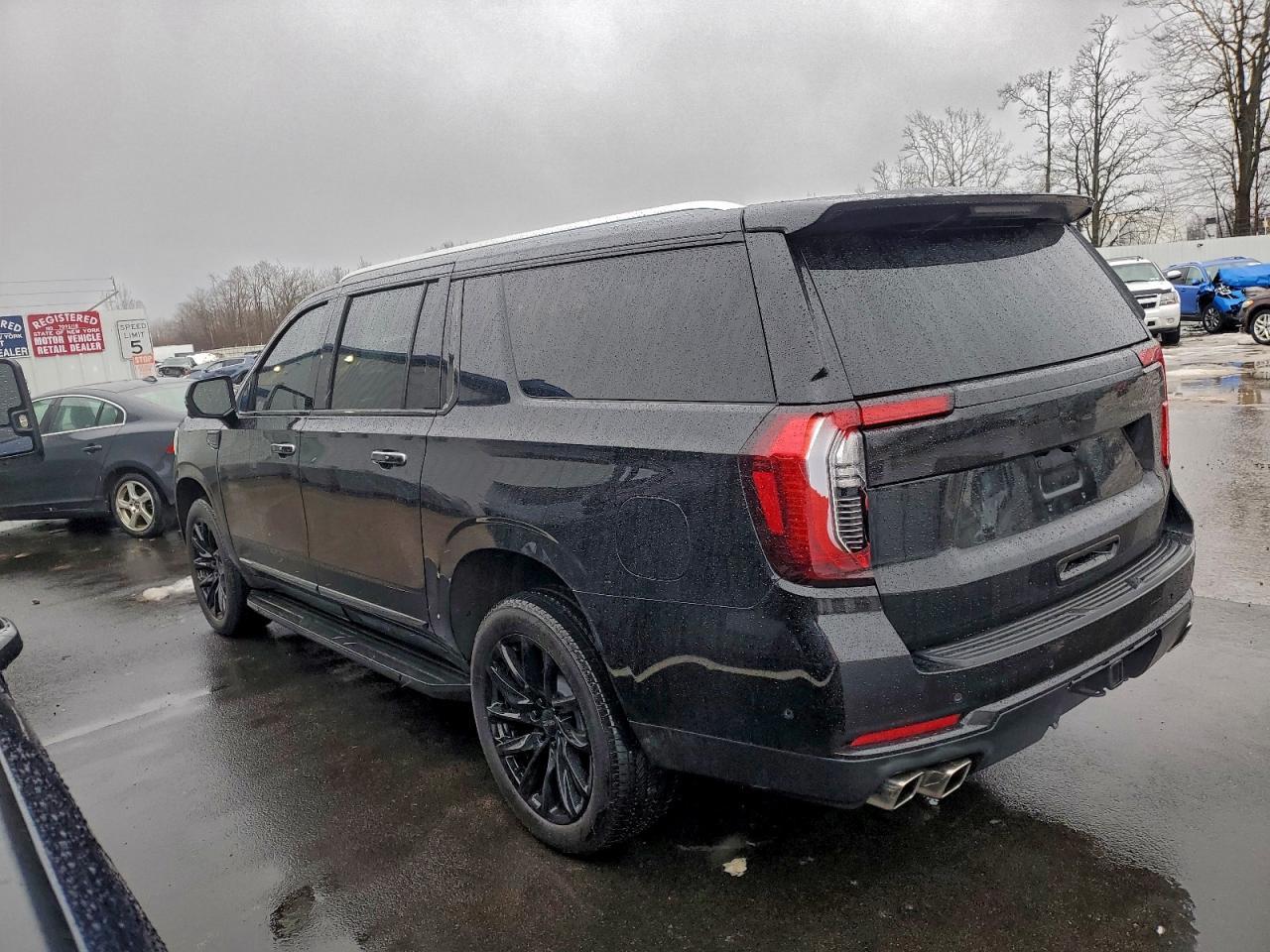 2025 GMC Yukon Xl Denali - Фото 2