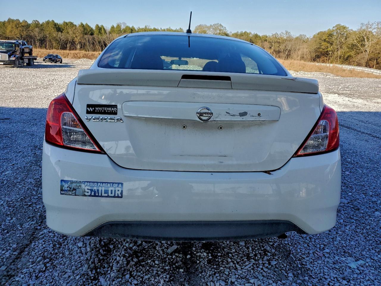 2018 Nissan Versa S - Image 6