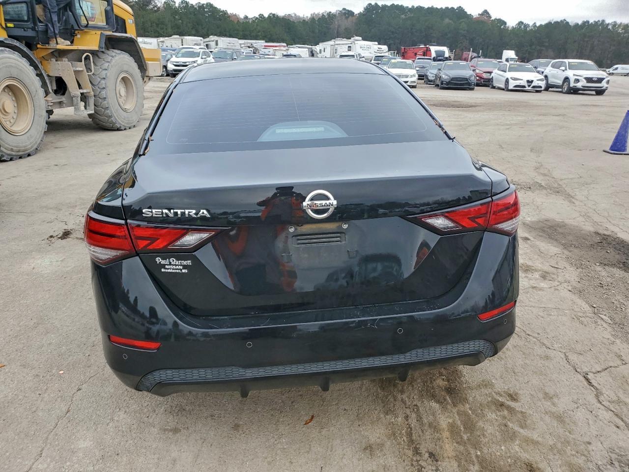 2022 Nissan Sentra S - Image 6