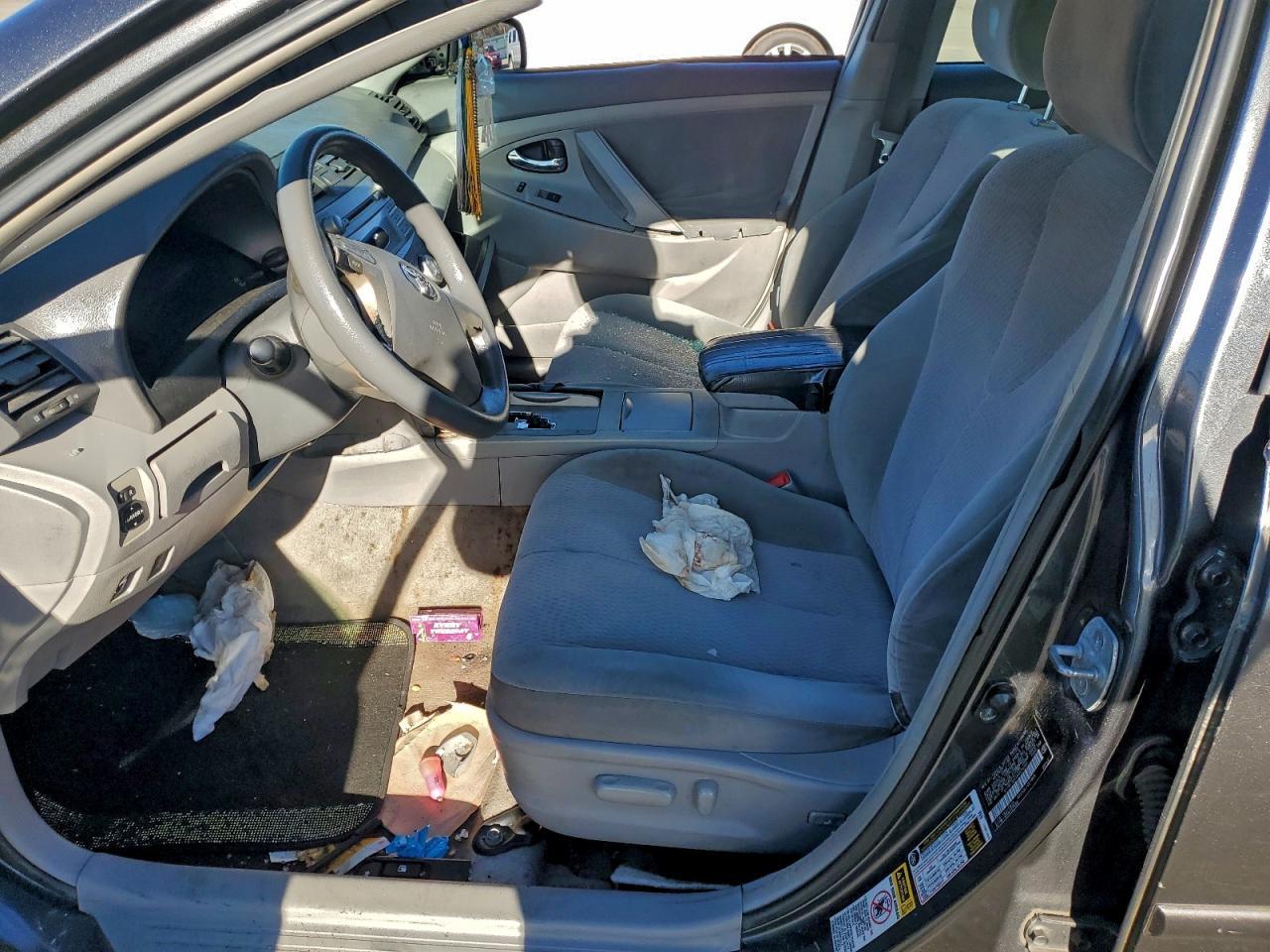 2010 Toyota Camry Base - Фото 7