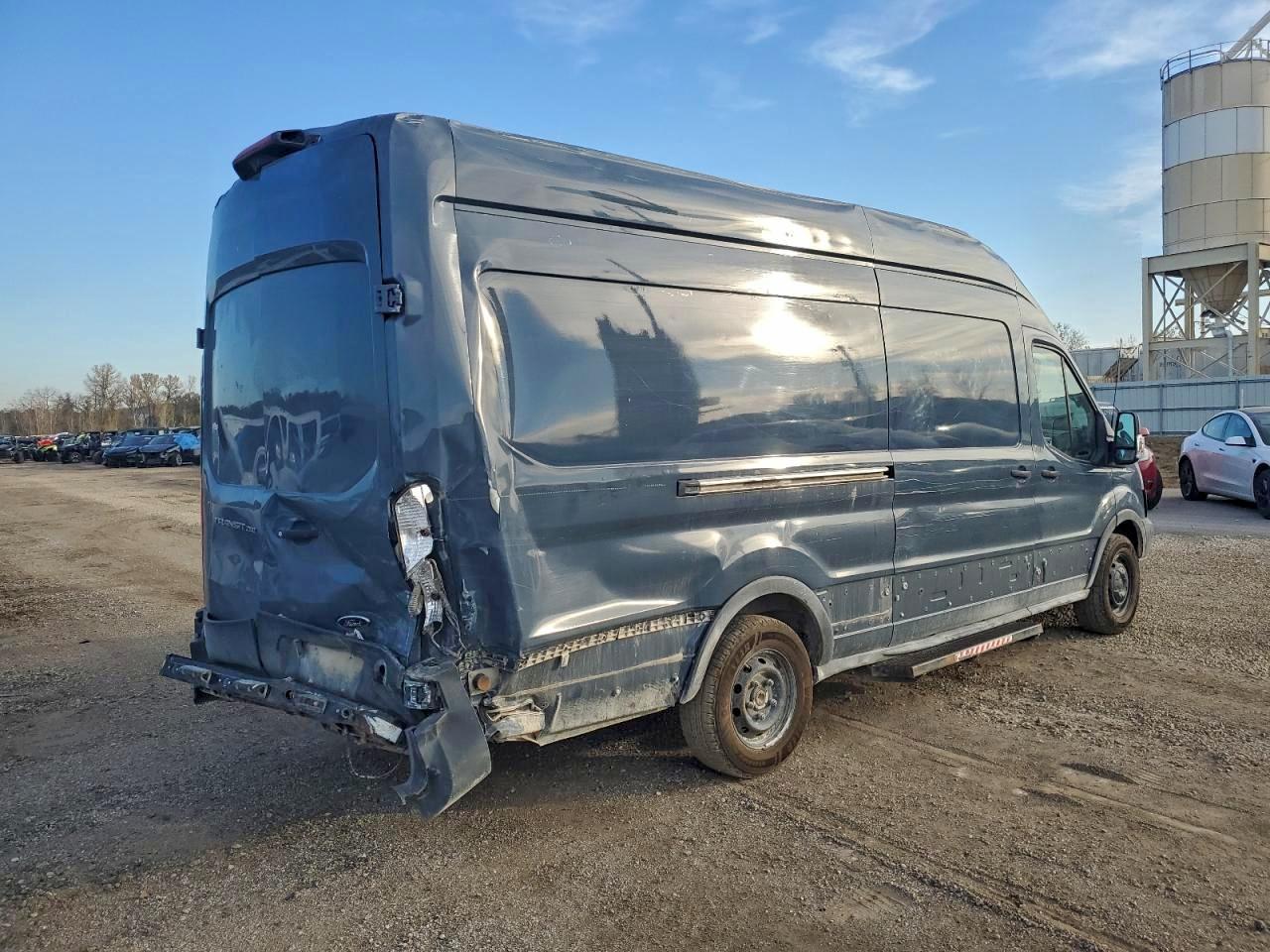 2019 Ford Transit T-250 Delivery Van - Фото 3