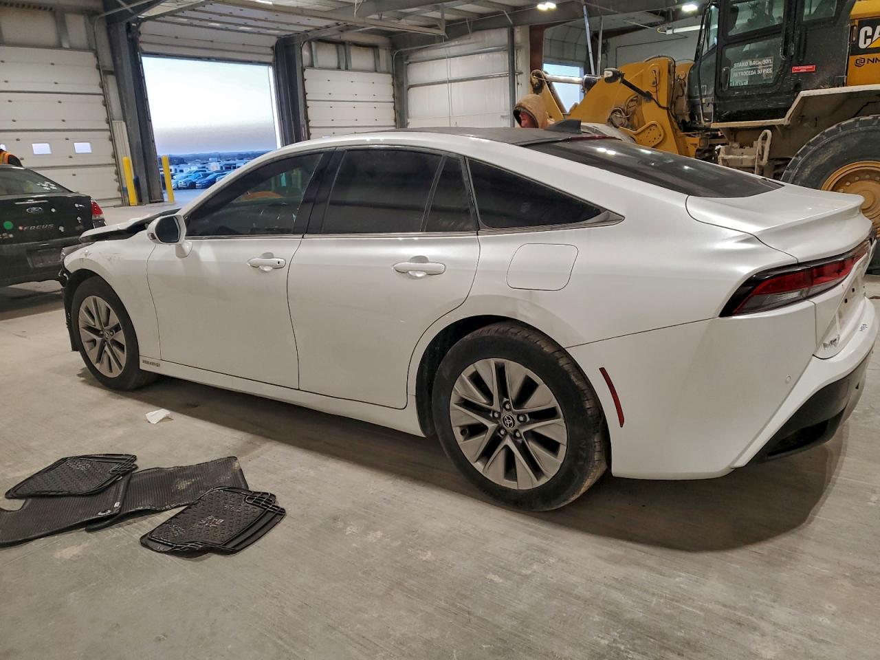 2022 Toyota Mirai Le - Image 2