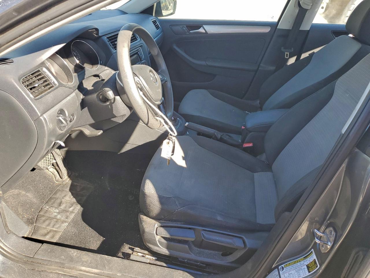 2017 Volkswagen Jetta S - Фото 7