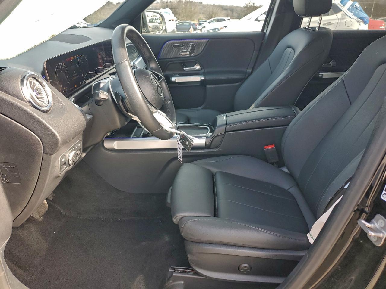 2024 Mercedes-Benz Glb 250 - Image 7