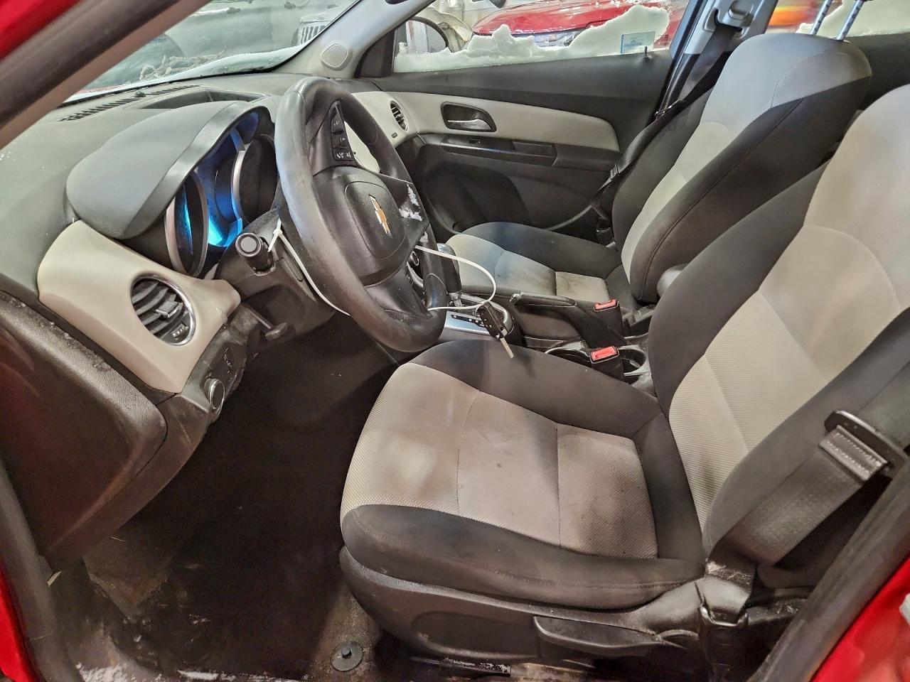 2014 Chevrolet Cruze Ls - Фото 7