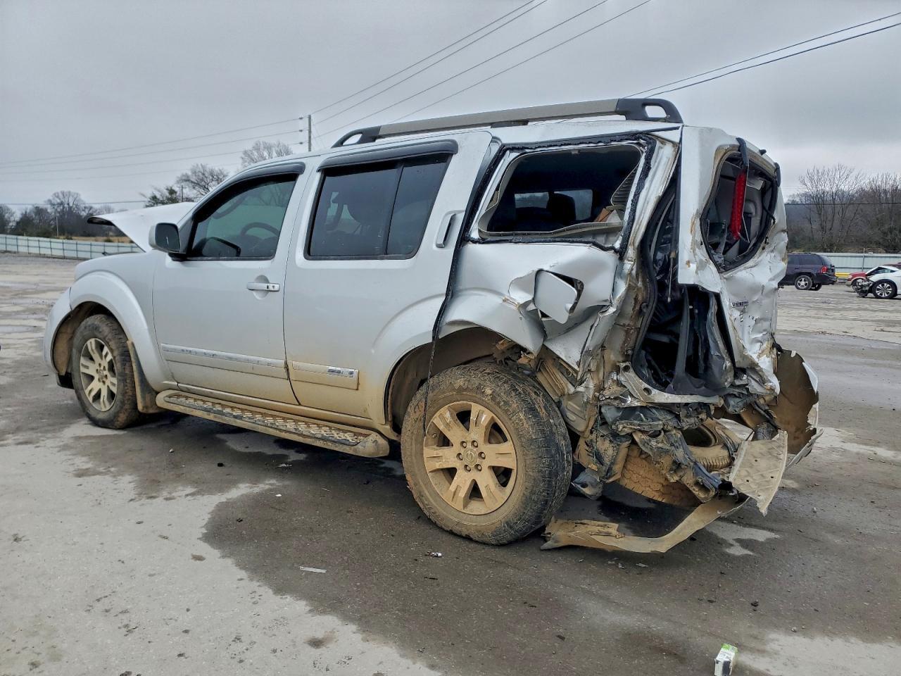 2012 Nissan Pathfinder S - Фото 2