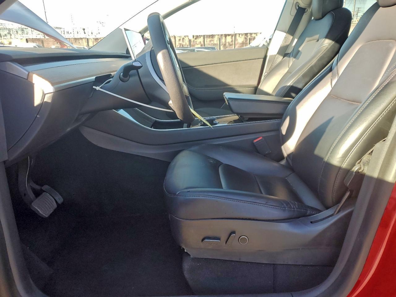 2021 Tesla Model Y - Image 7