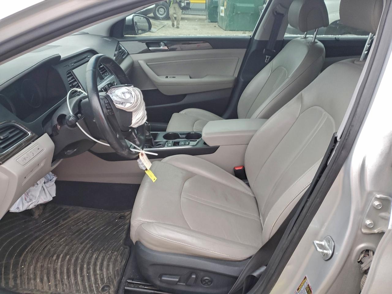 2015 Hyundai Sonata - Image 7