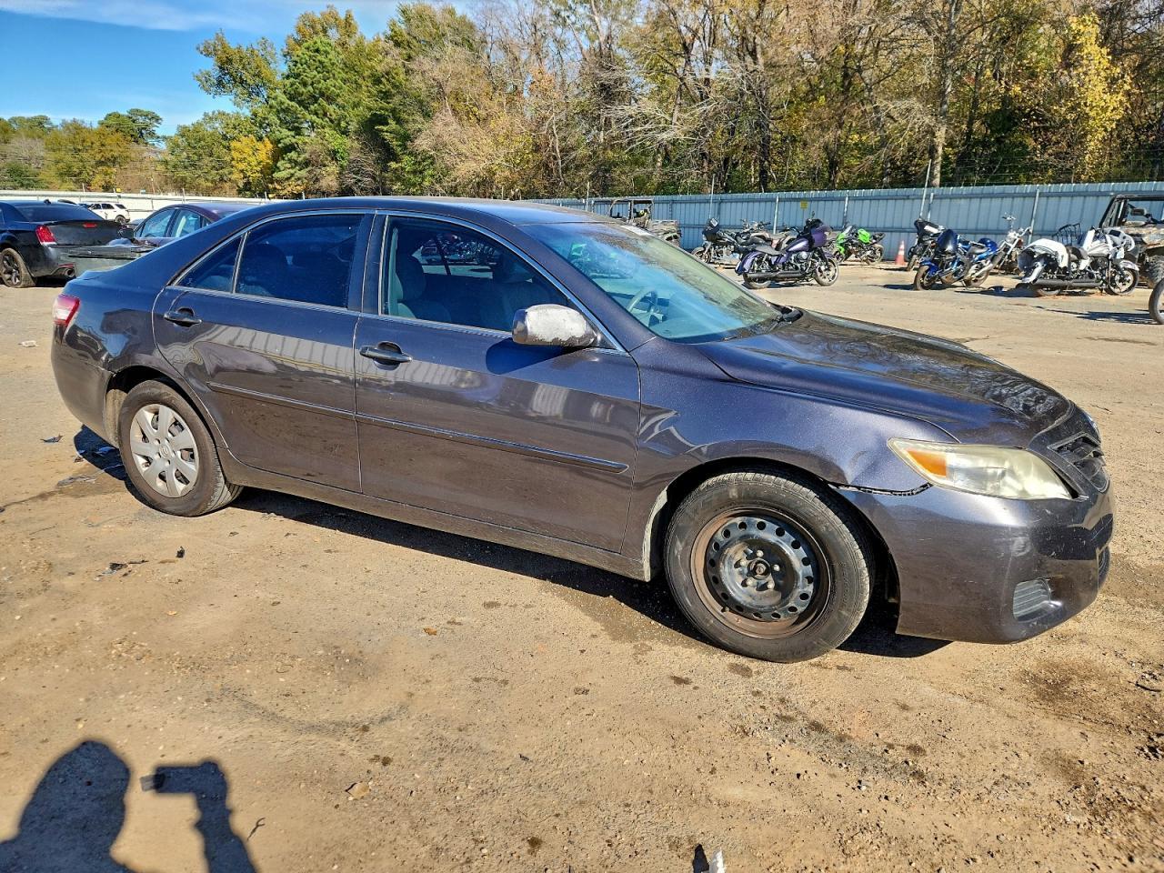2011 Toyota Camry Le - Фото 7