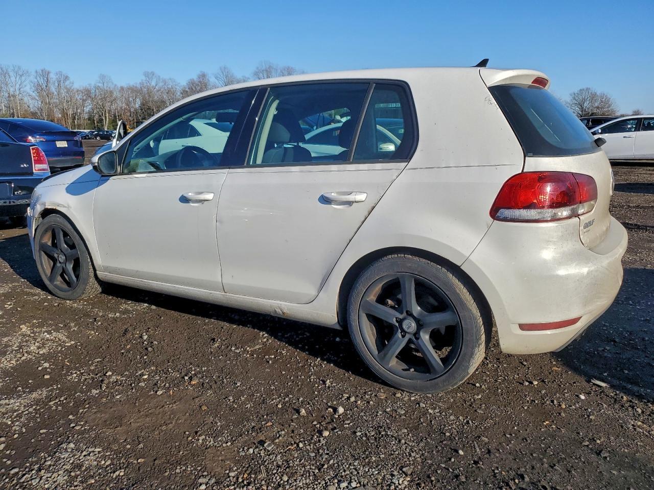 2012 Volkswagen Golf - Фото 2