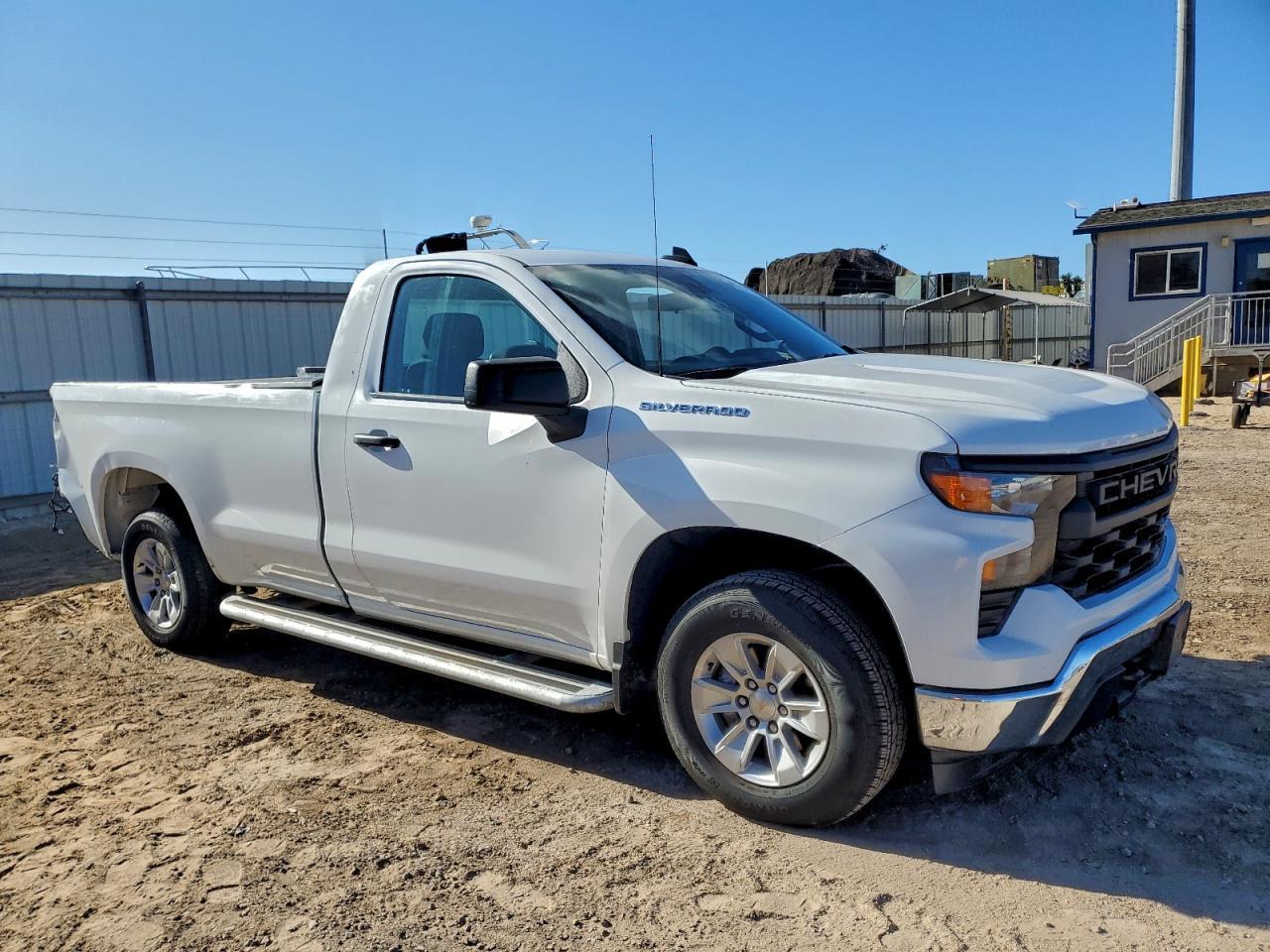 2024 Chevrolet Silverado C1500 - Фото 4