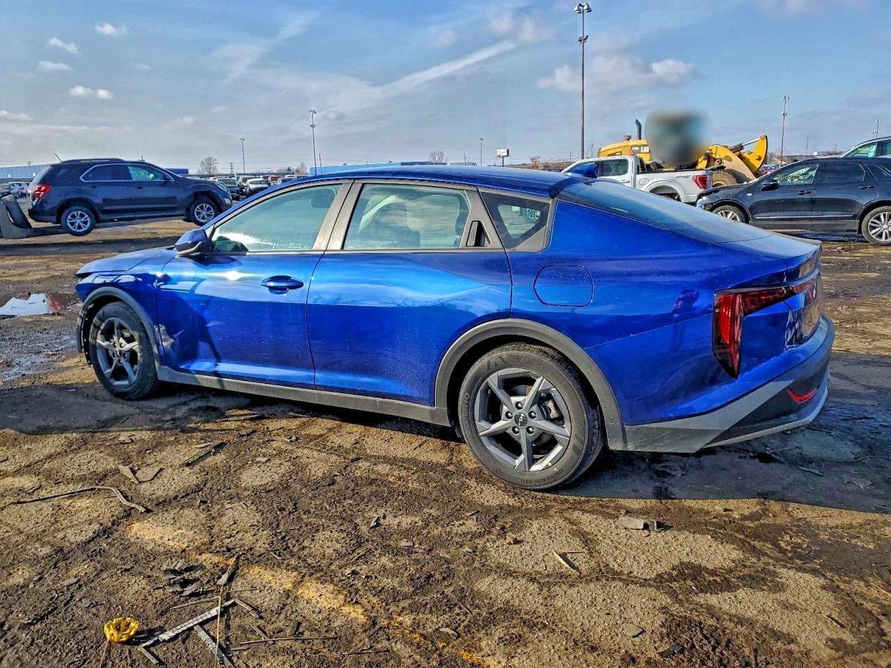 2025 Kia K4 Lx - Image 2