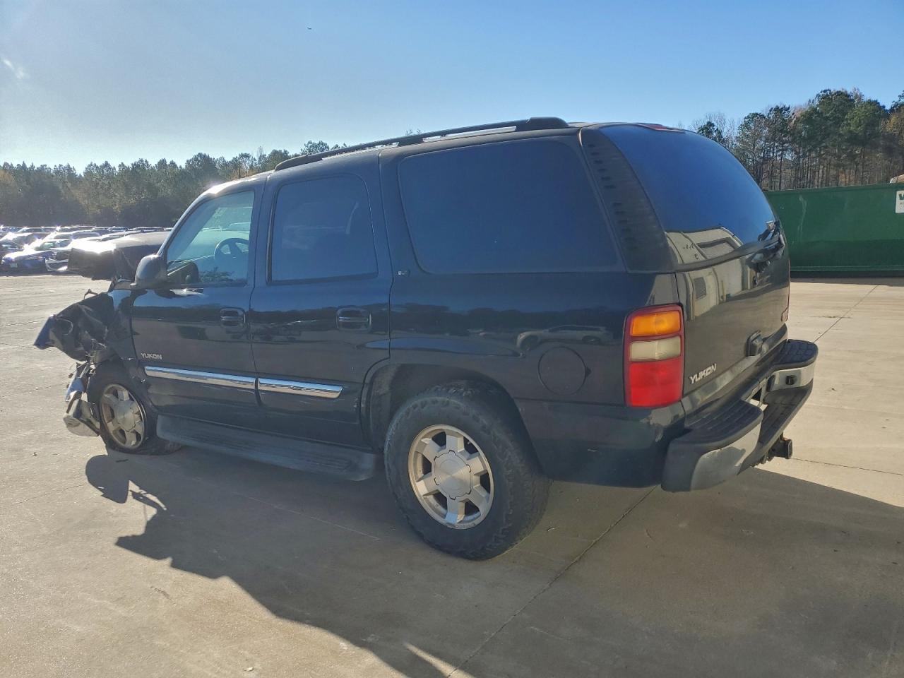 2005 GMC Yukon - Фото 2