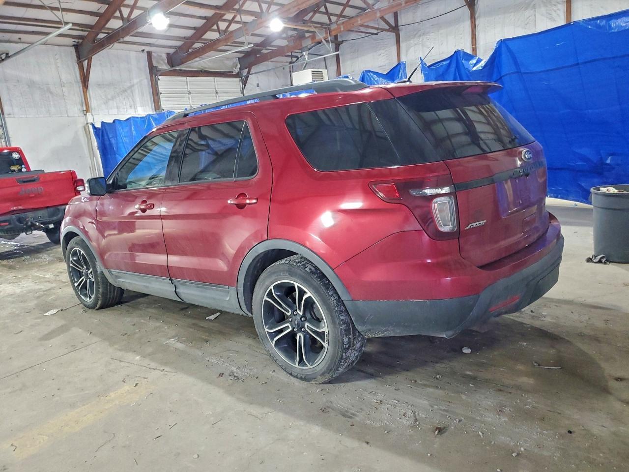 2015 Ford Explorer Sport - Image 2
