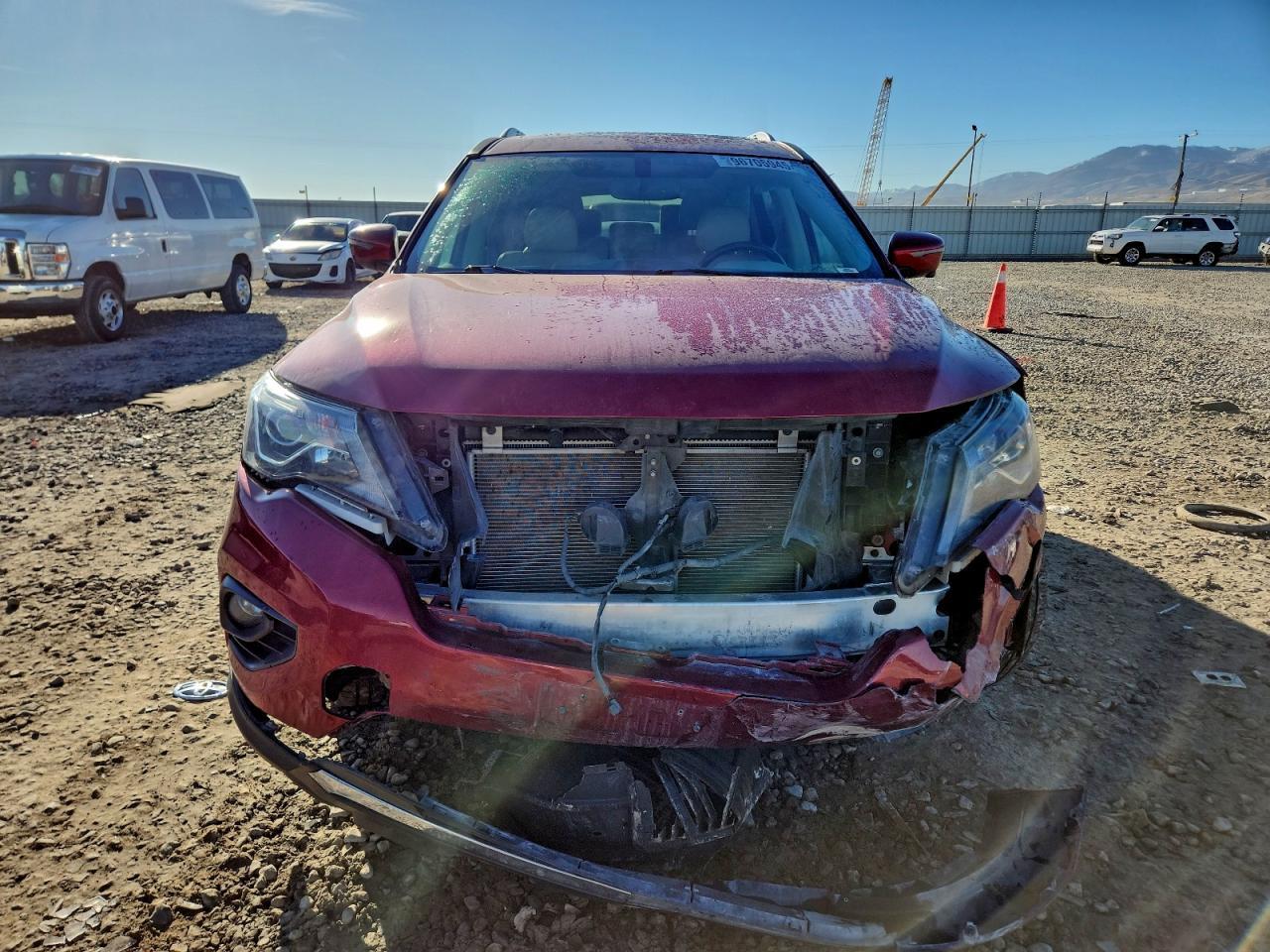 2020 Nissan Pathfinder Platinum - Фото 5