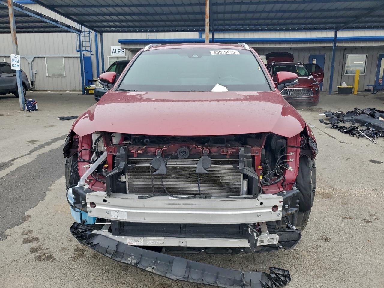 2022 Toyota Venza Le - Image 5