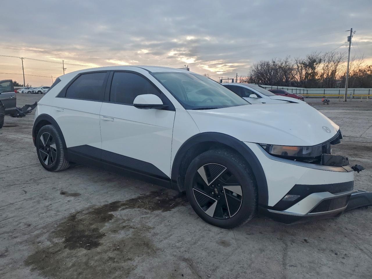 2025 Hyundai Ioniq 5 Se - Фото 4