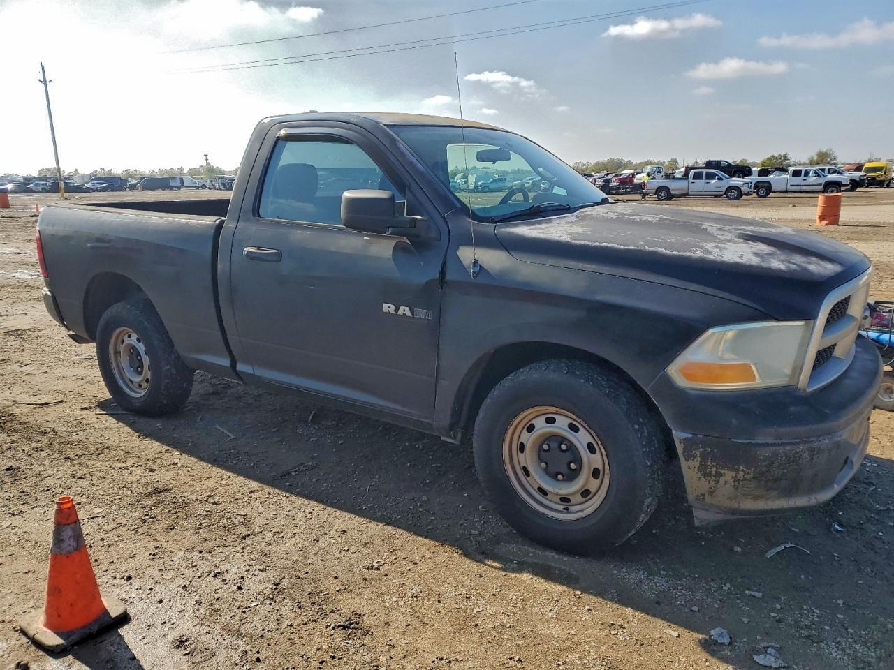 2010 Dodge Ram 1500 - Фото 4