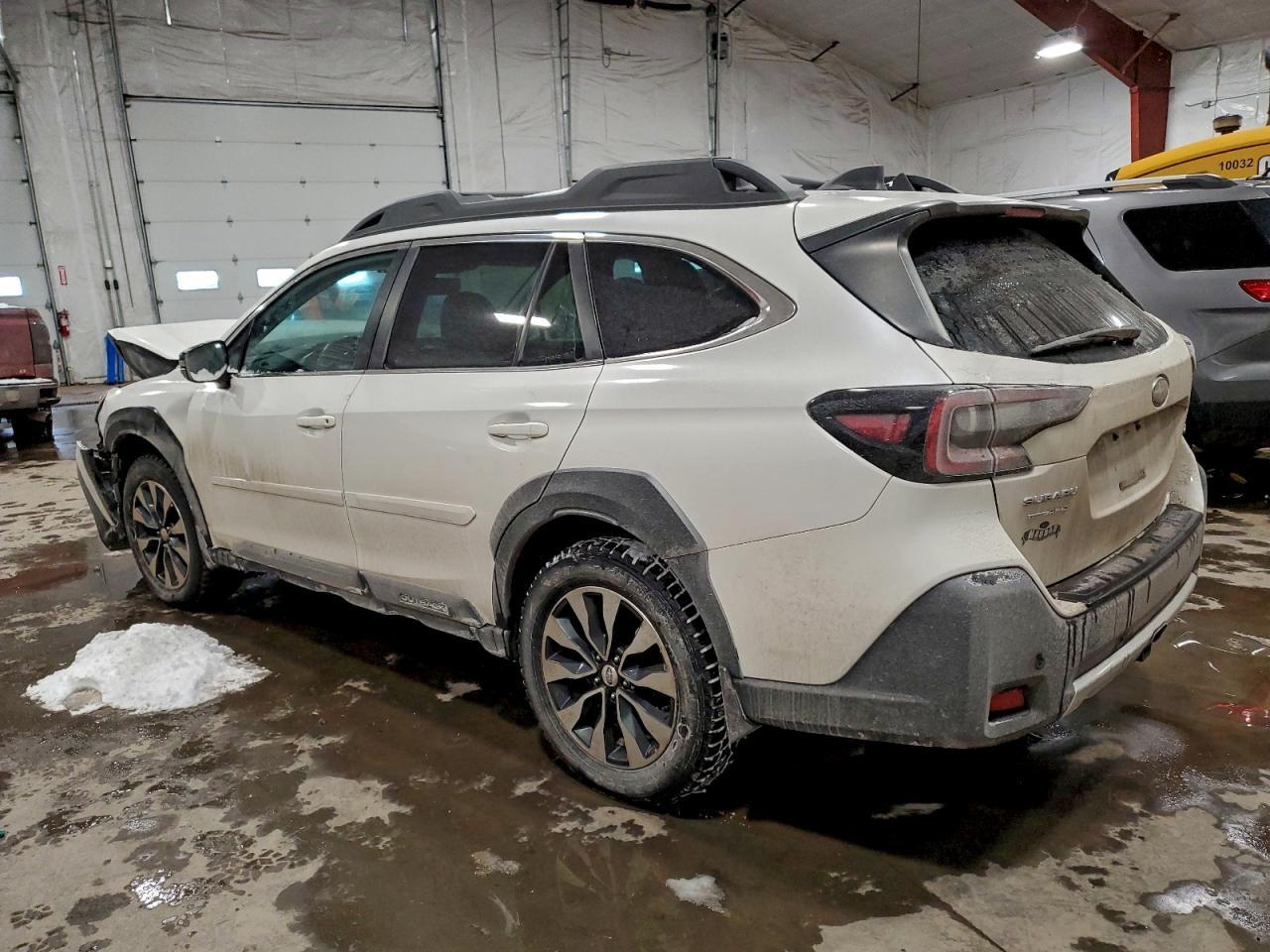 2023 Subaru Outback Limited - Фото 2