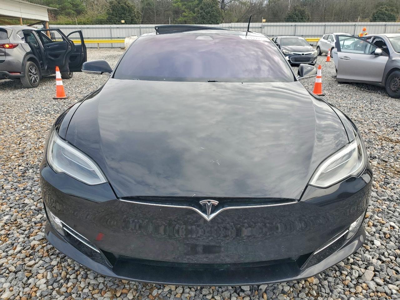 2017 Tesla Model S - Фото 5