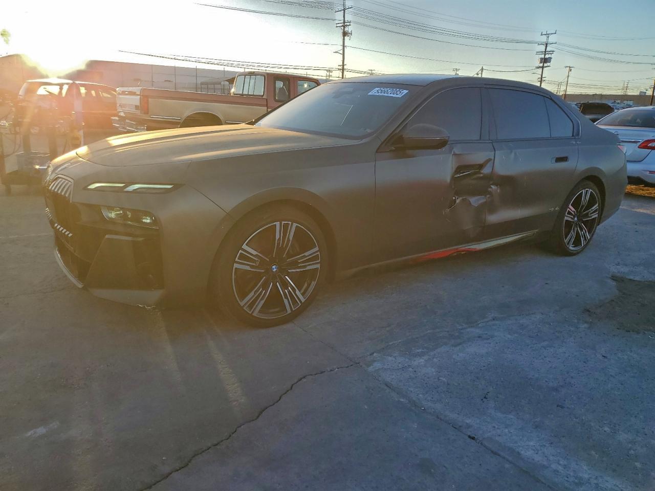 2023 BMW 740 I