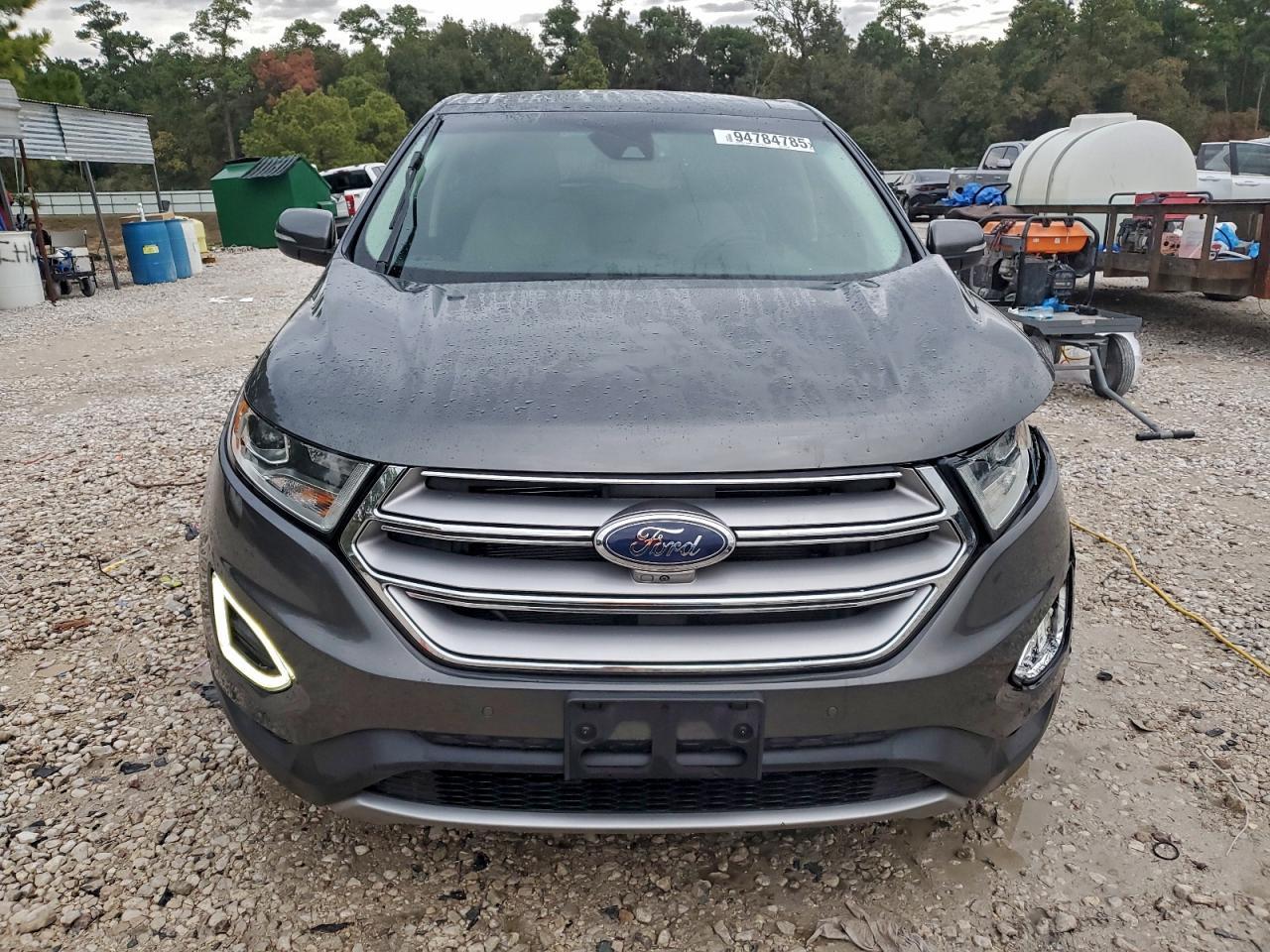 2017 Ford Edge Titanium - Image 5