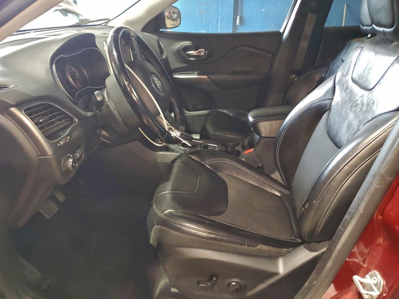 2020 Jeep Cherokee Latitude Plus - Фото 7