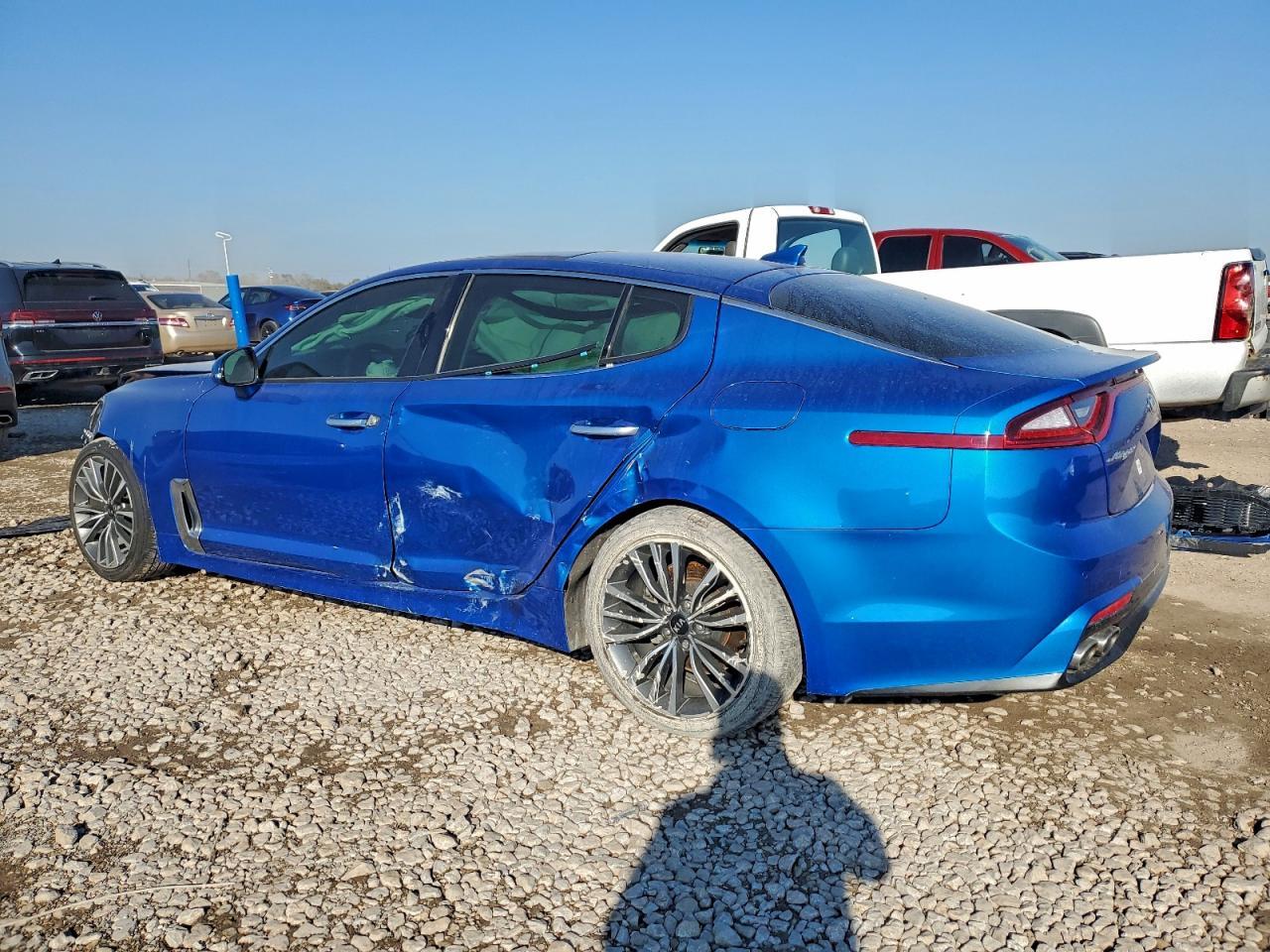 2018 Kia Stinger Premium - Image 2