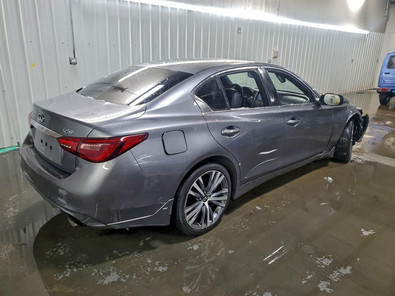 2022 Infiniti Q50 Sensory - Фото 3