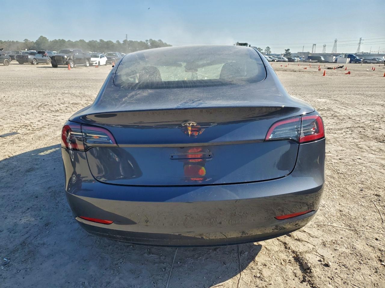 2023 Tesla Model 3 - Фото 6