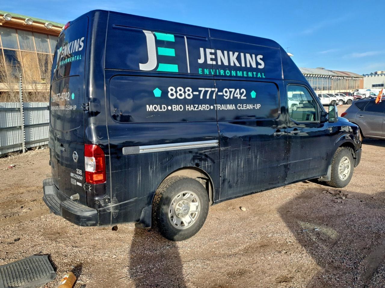 2016 Nissan Nv 2500 Utility / Service Van - Image 3