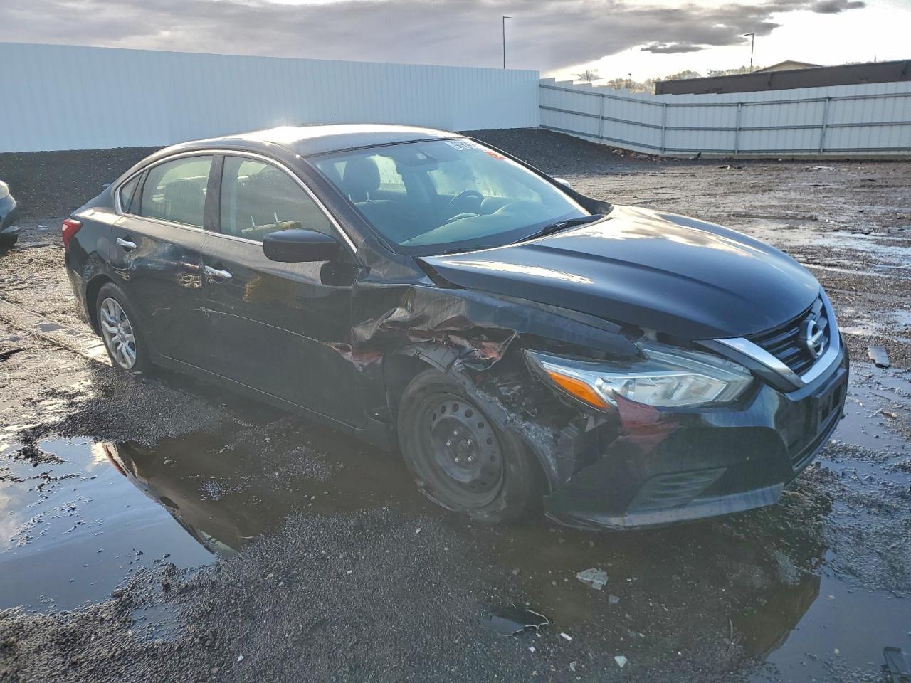 2017 Nissan Altima 2.5 - Фото 4