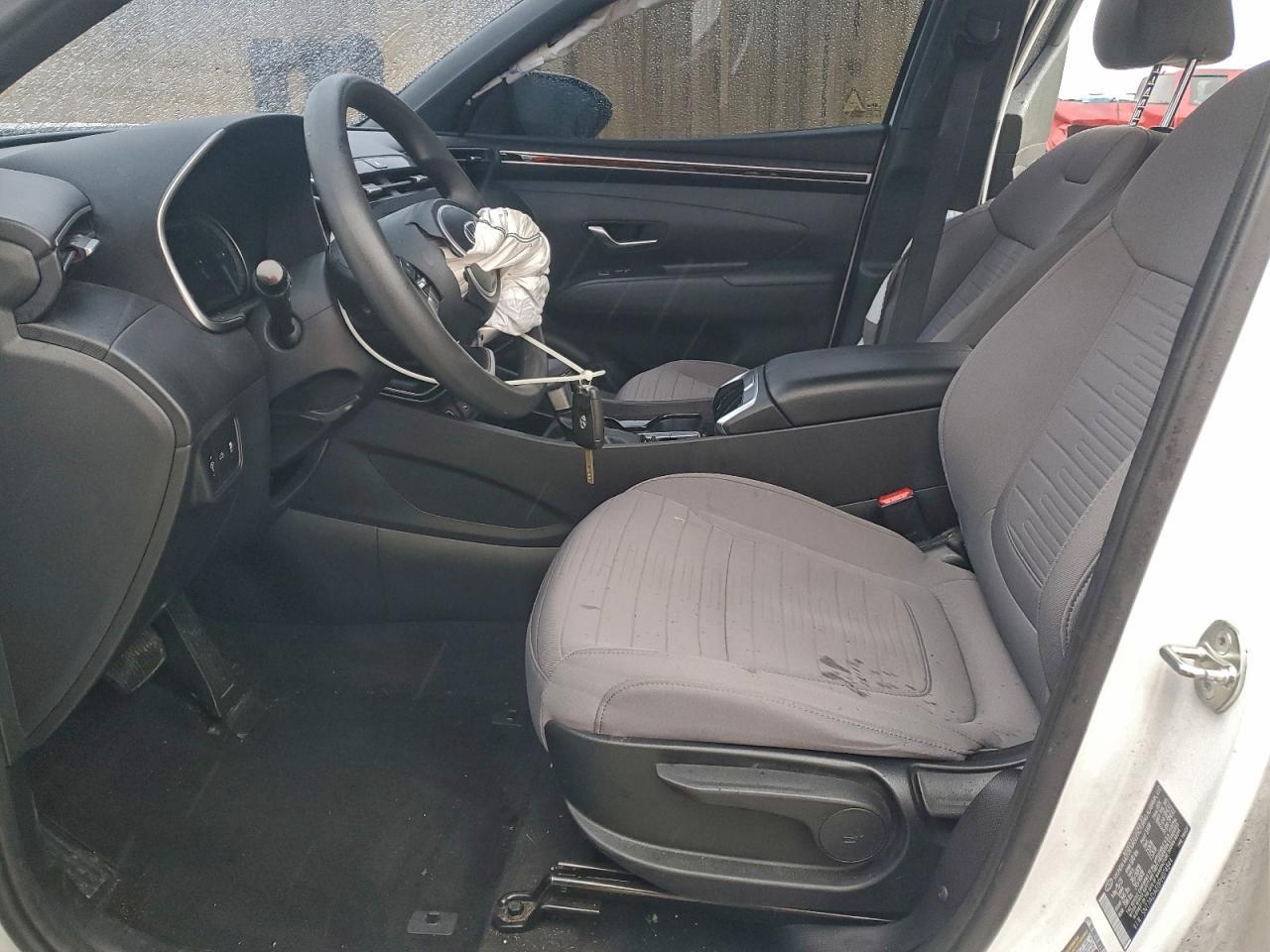 2023 Hyundai Santa Cruz Se - Image 7