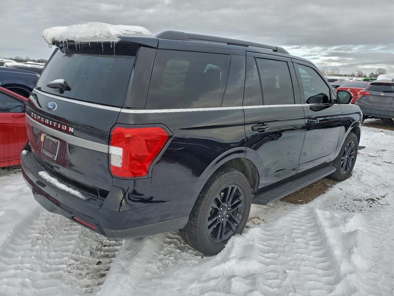 2024 Ford Expedition Xlt - Фото 3